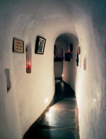 street(passage)-farCaves