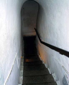 EntranceFarCaves